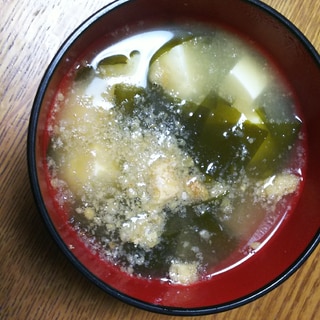 豚皮美味しいお味噌汁(豆腐&わかめ)